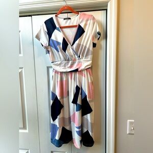 Ladies size small summer dress with pockets